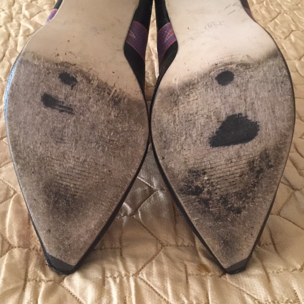 Boots,size 38-US7 1/2. - Picture 4 of 7